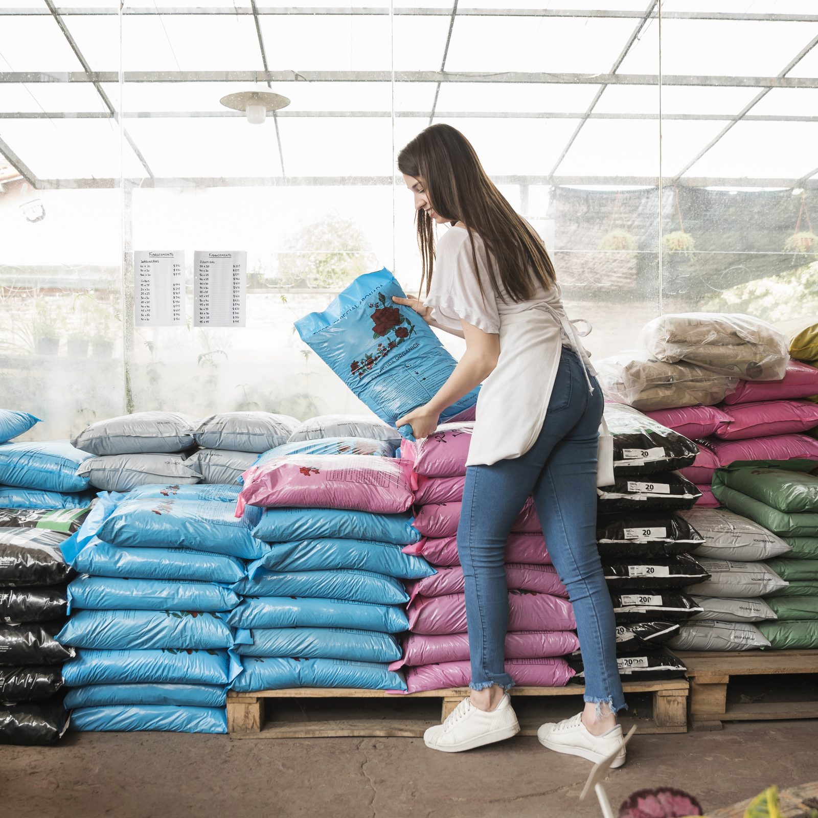 CAN top dressing fertilizer